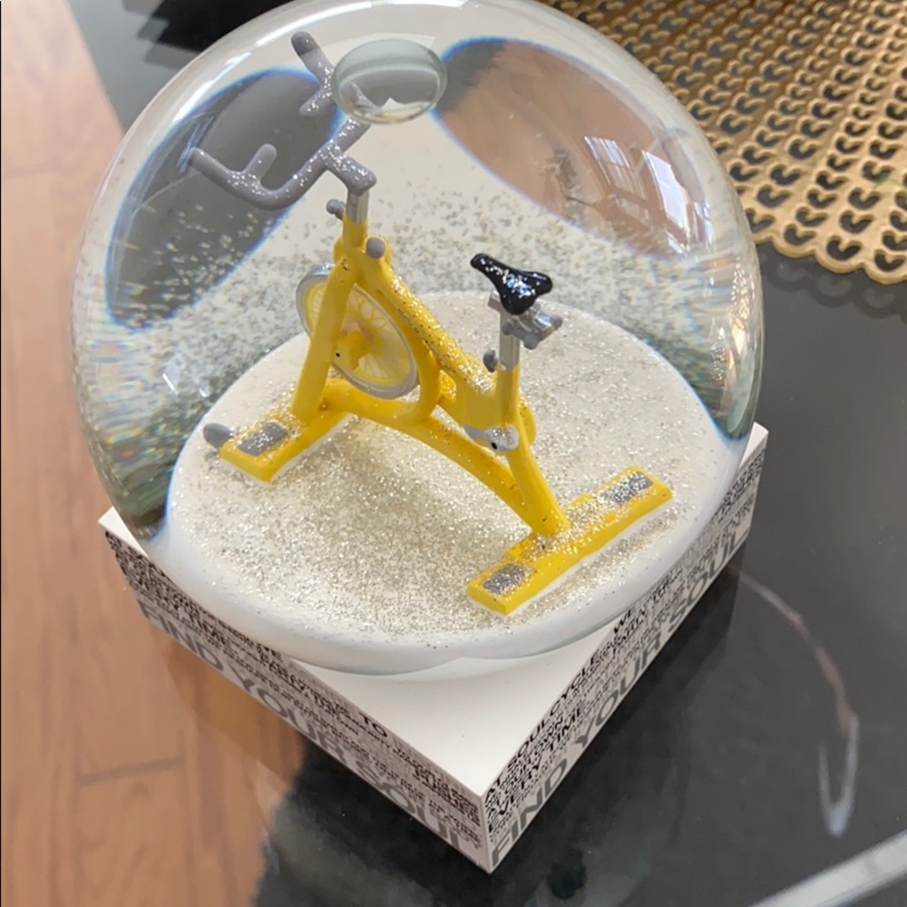 Soulcycle Snowglobe *Holiday Edition* SOLD OUT!